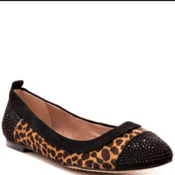 Vince Camuto Toker 2 Leopard Print Cap Toe Flats ** SZ 8.5 - Picture 1 of 9
